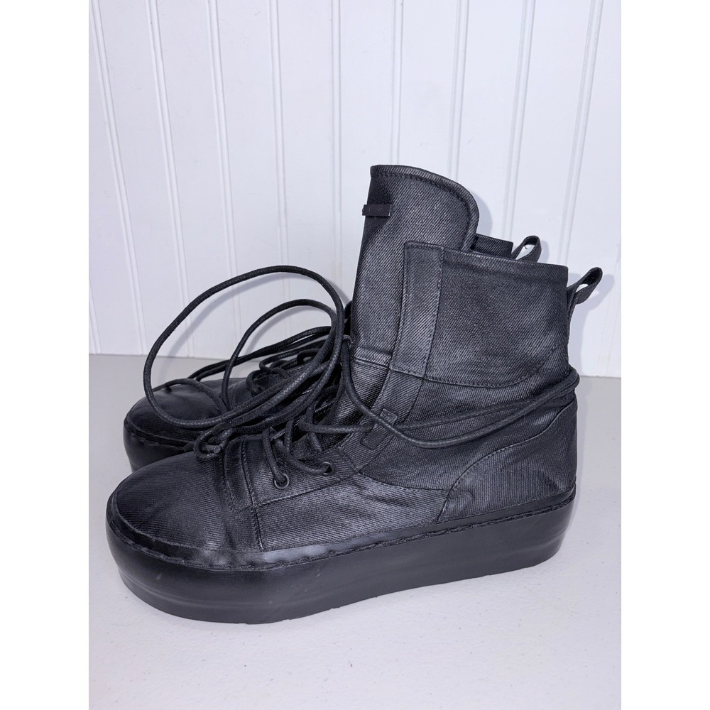 Avant Garde Black Coated Canvas Platform Combat K.J. Dan Boots Chunky Lace Up 9